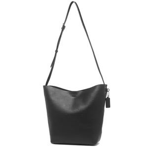 NEW WOMAN COACH ( F24556) HUDSON DUFFLE BLACK